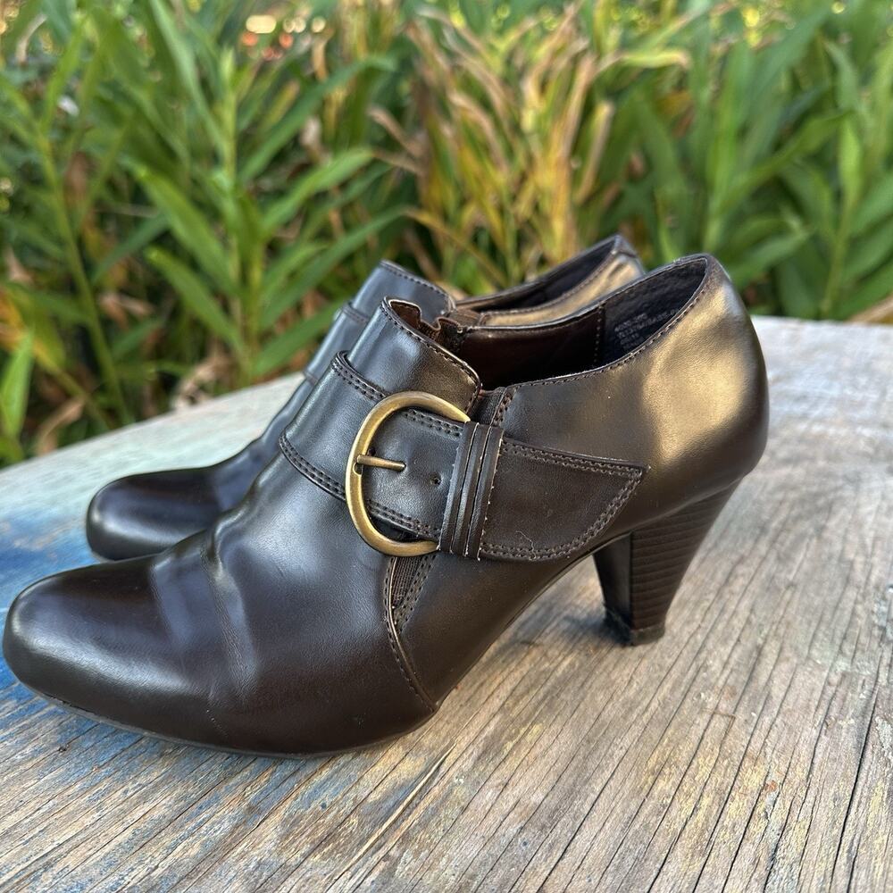 GH Bass & Co Women's 7 Pandora Black Ankle Boots 990